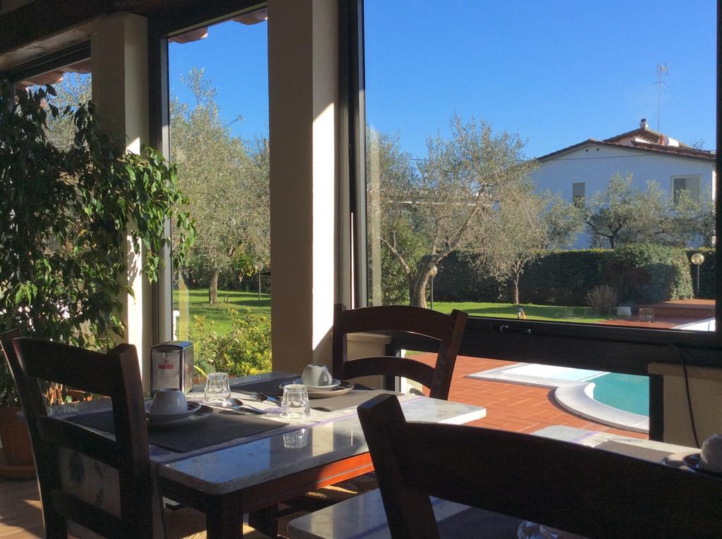 B&B Il Portico Sarzana Buitenkant foto