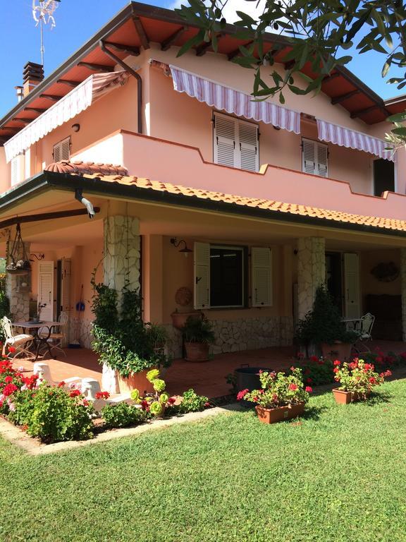 B&B Il Portico Sarzana Buitenkant foto