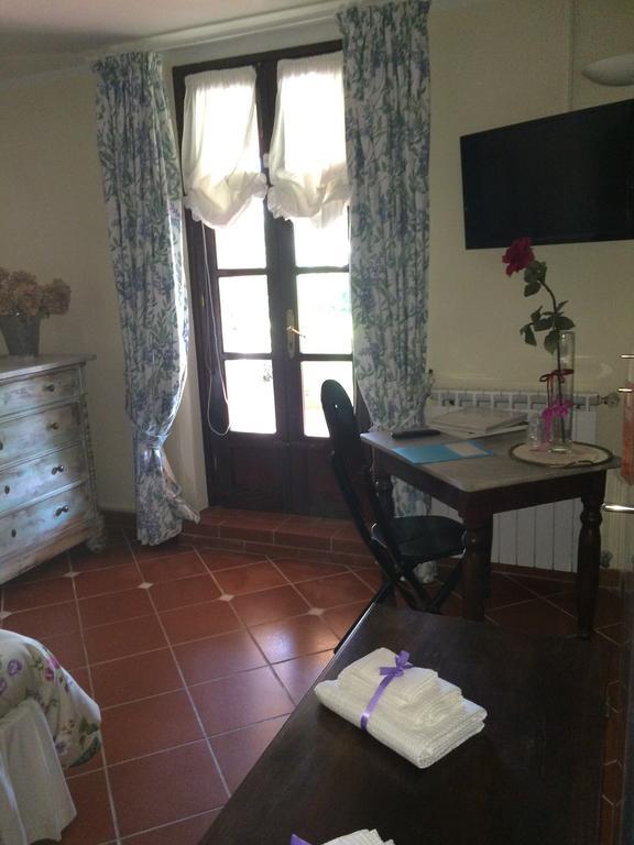 B&B Il Portico Sarzana Buitenkant foto